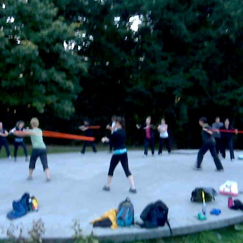 Mount Tabor boot camp class - partner band workout