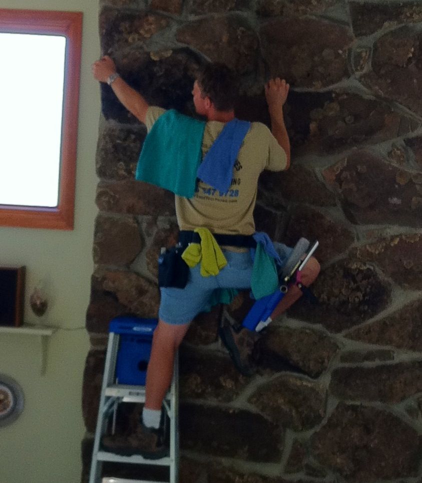 We go to great lengths to clean you windows to you