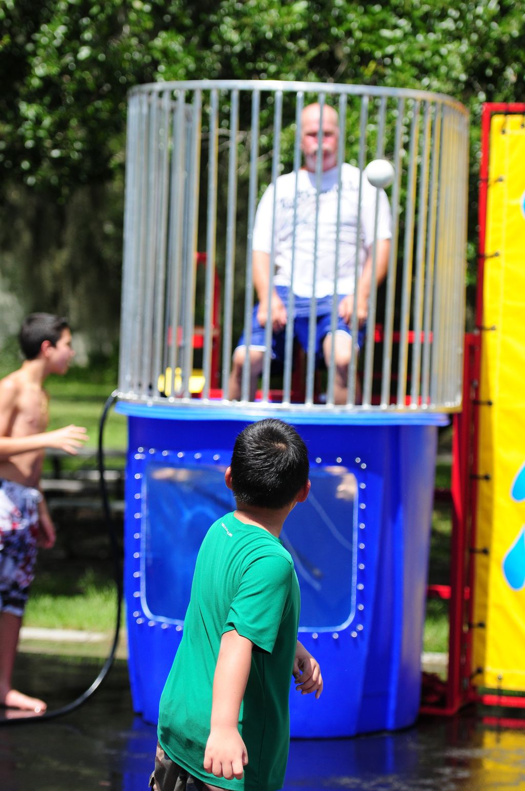 We love backyard parties and special events for ch