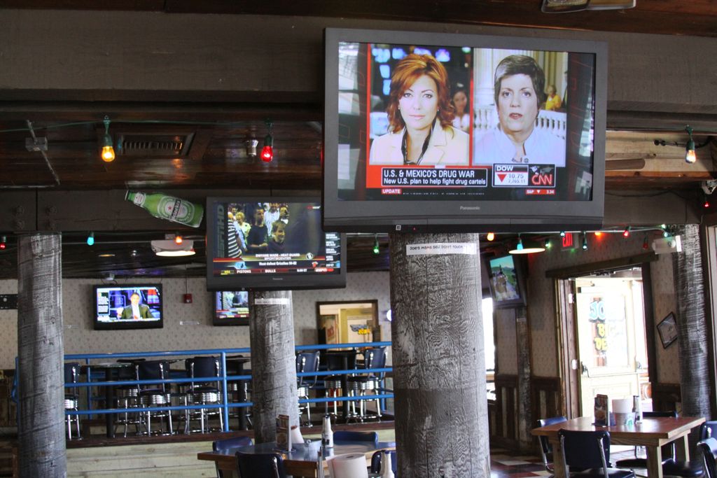 Trusted by Joe's Crab Shack to do their entire loc