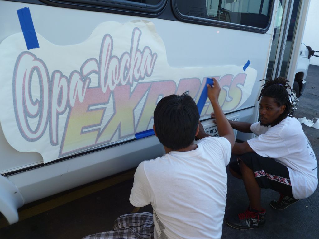 FLEET MARKING, Truck signs and container marking a