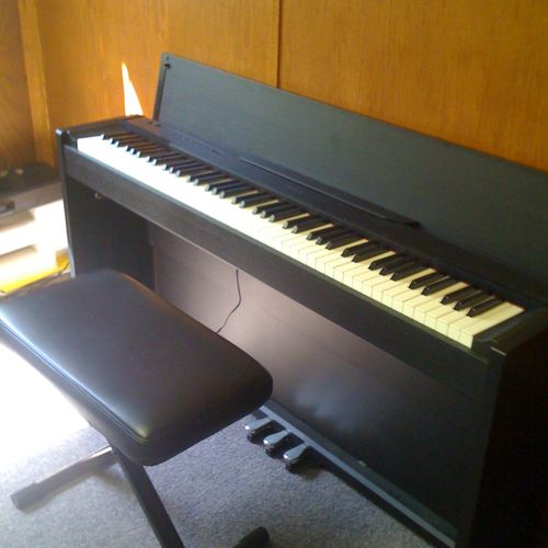 Casio Privia great acoustic piano sounds and 88 ke