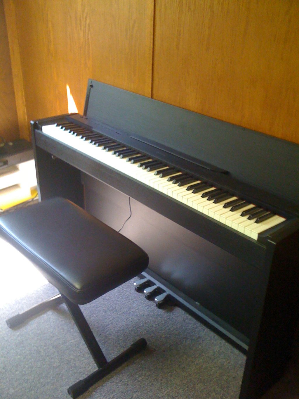 Casio Privia great acoustic piano sounds and 88 ke