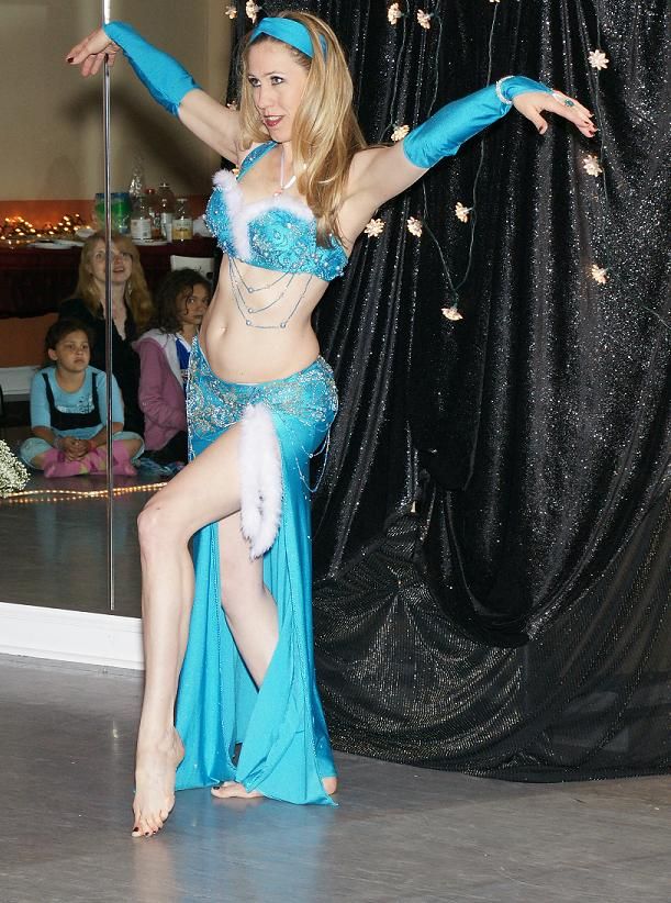 Mellilah belly dancer Seattle