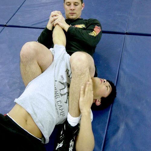 Submission grappling