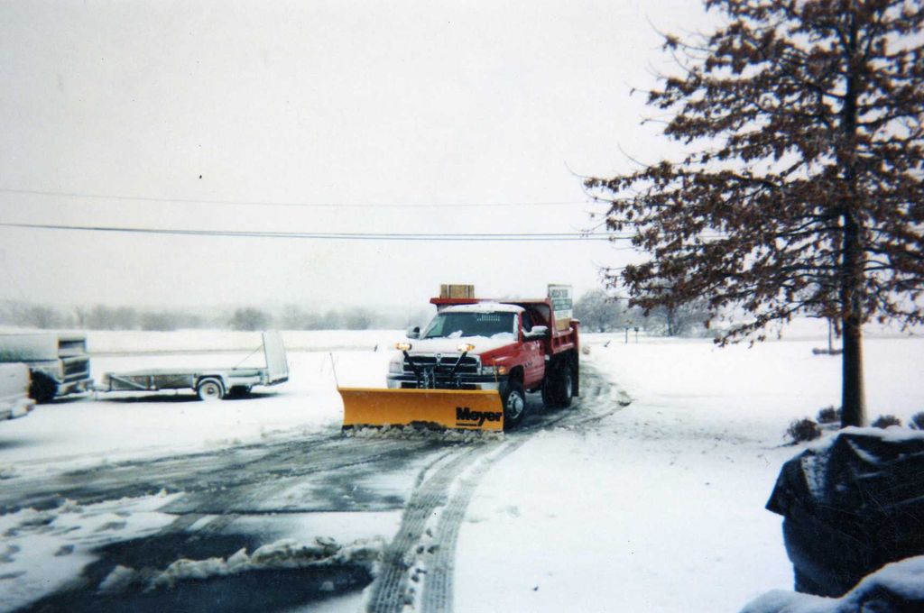 Snow plow work 732-577-1119