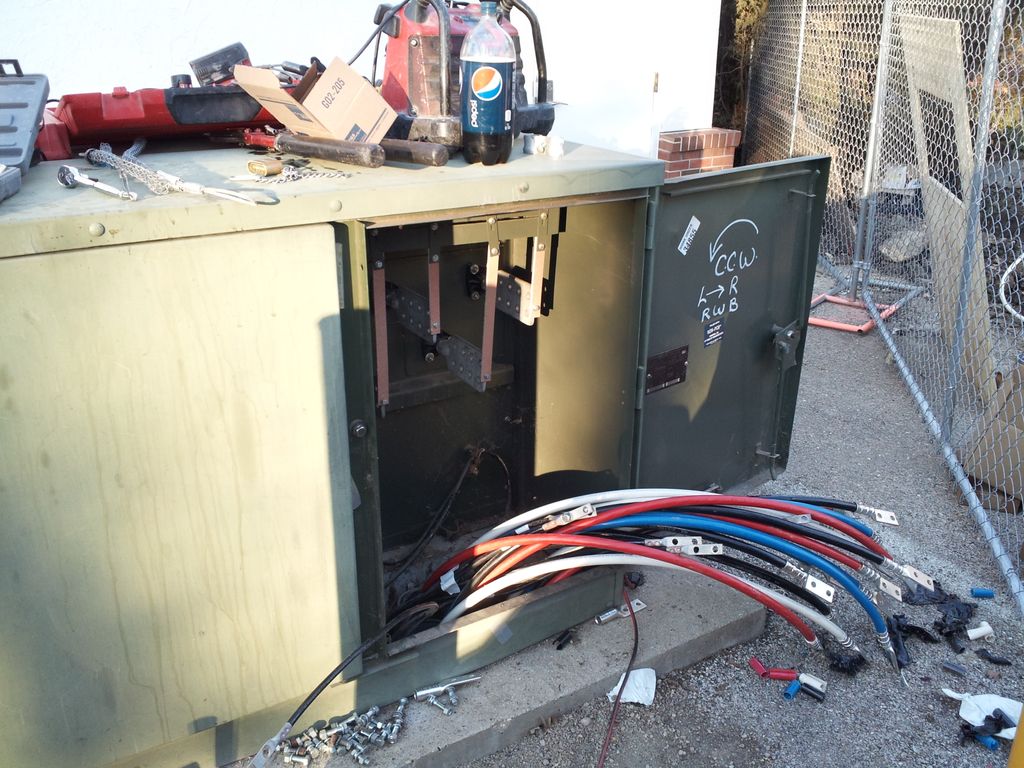 1600A transfer switch for golf course