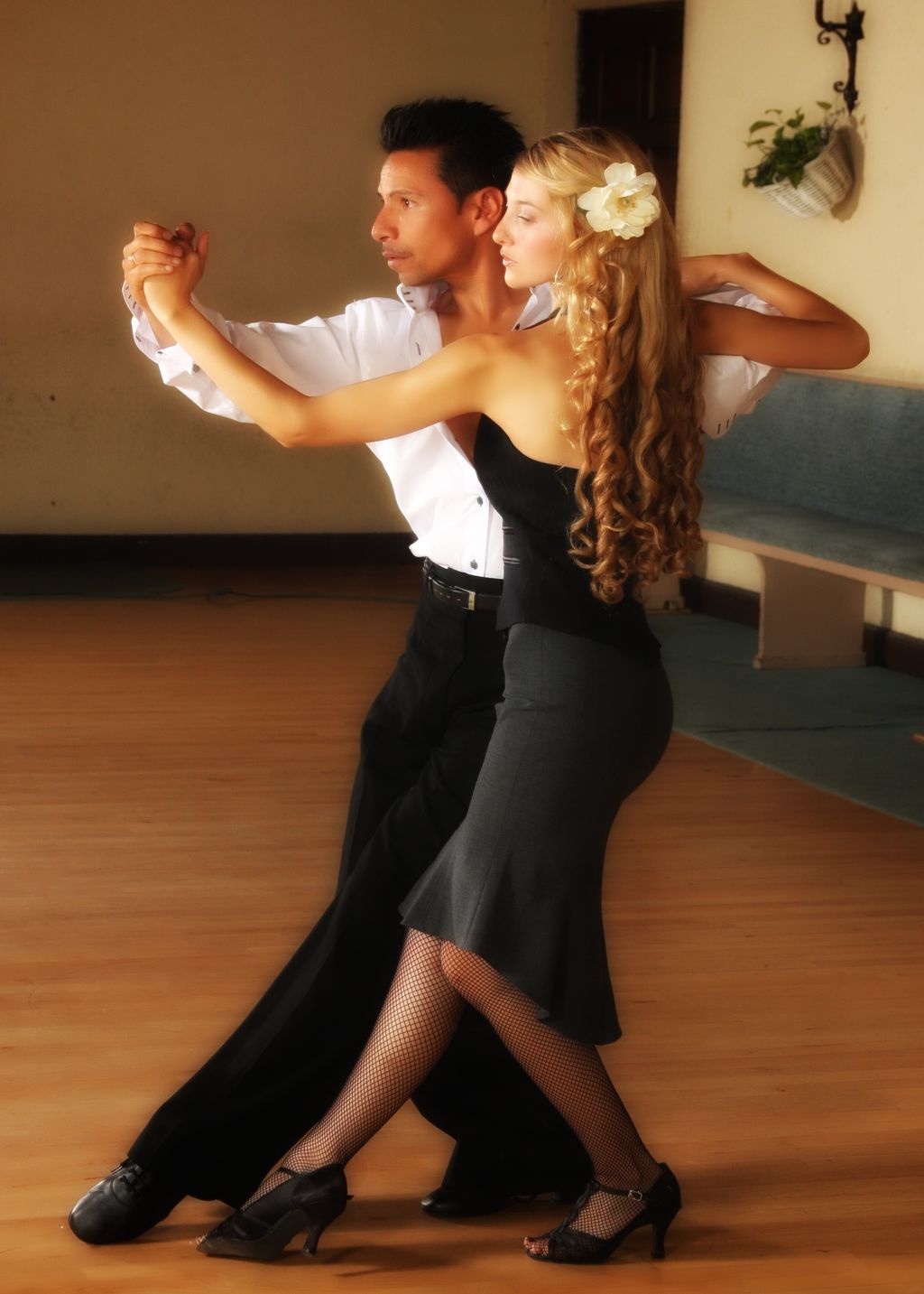 Avila Ballroom Dance Instruction