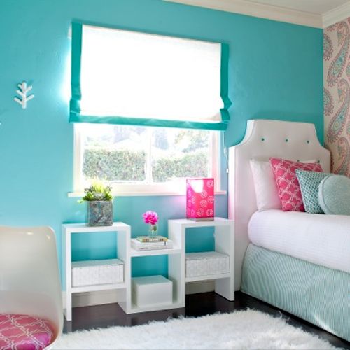 A beach inspired tween girl's room