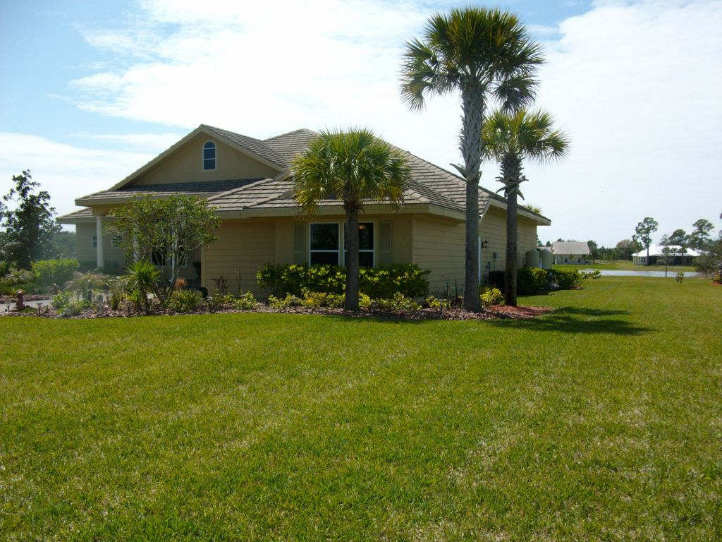 new sod we installed and maintain. green green gre