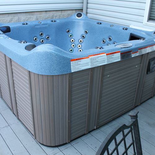For spas / hot tubs, we offer: sales (new & used),