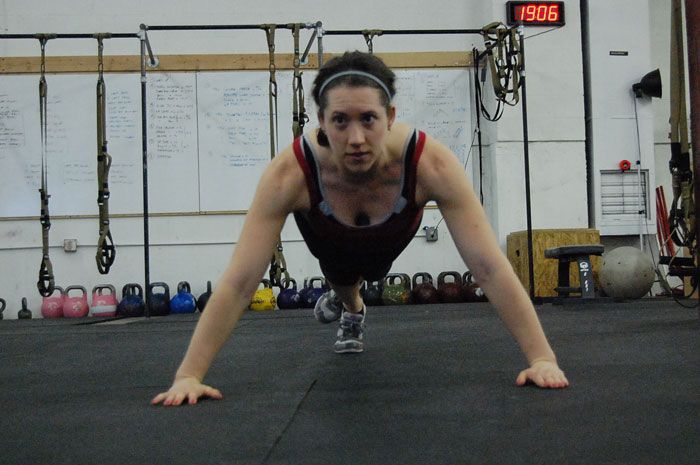 Exercising with your own body (calisthenics) deliv