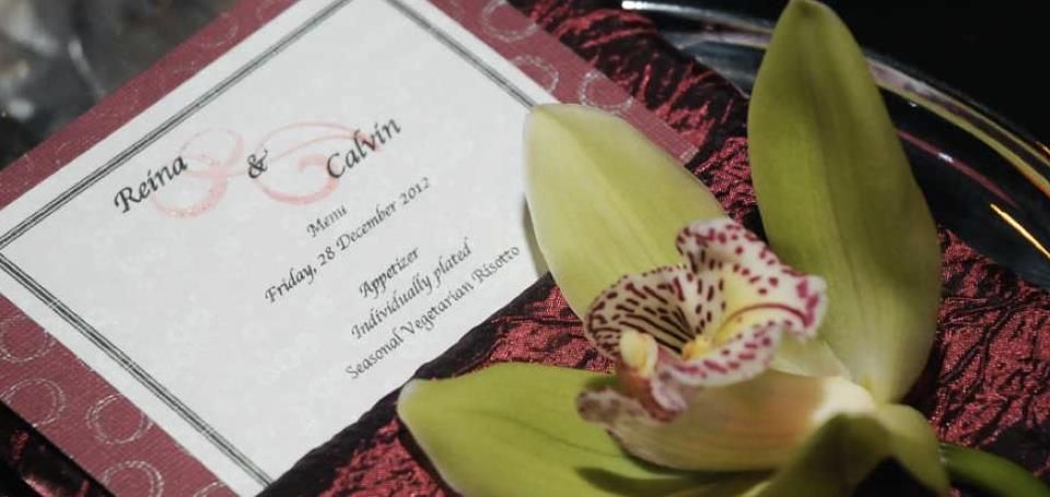 Hand-crafted menu, luxurious crinkle napkin and cy