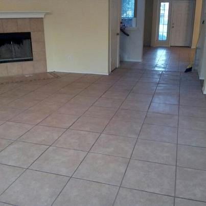 Tiled 18x18 tile floor
