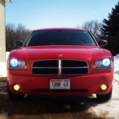 10000k HID conversion on 07 dodge charger