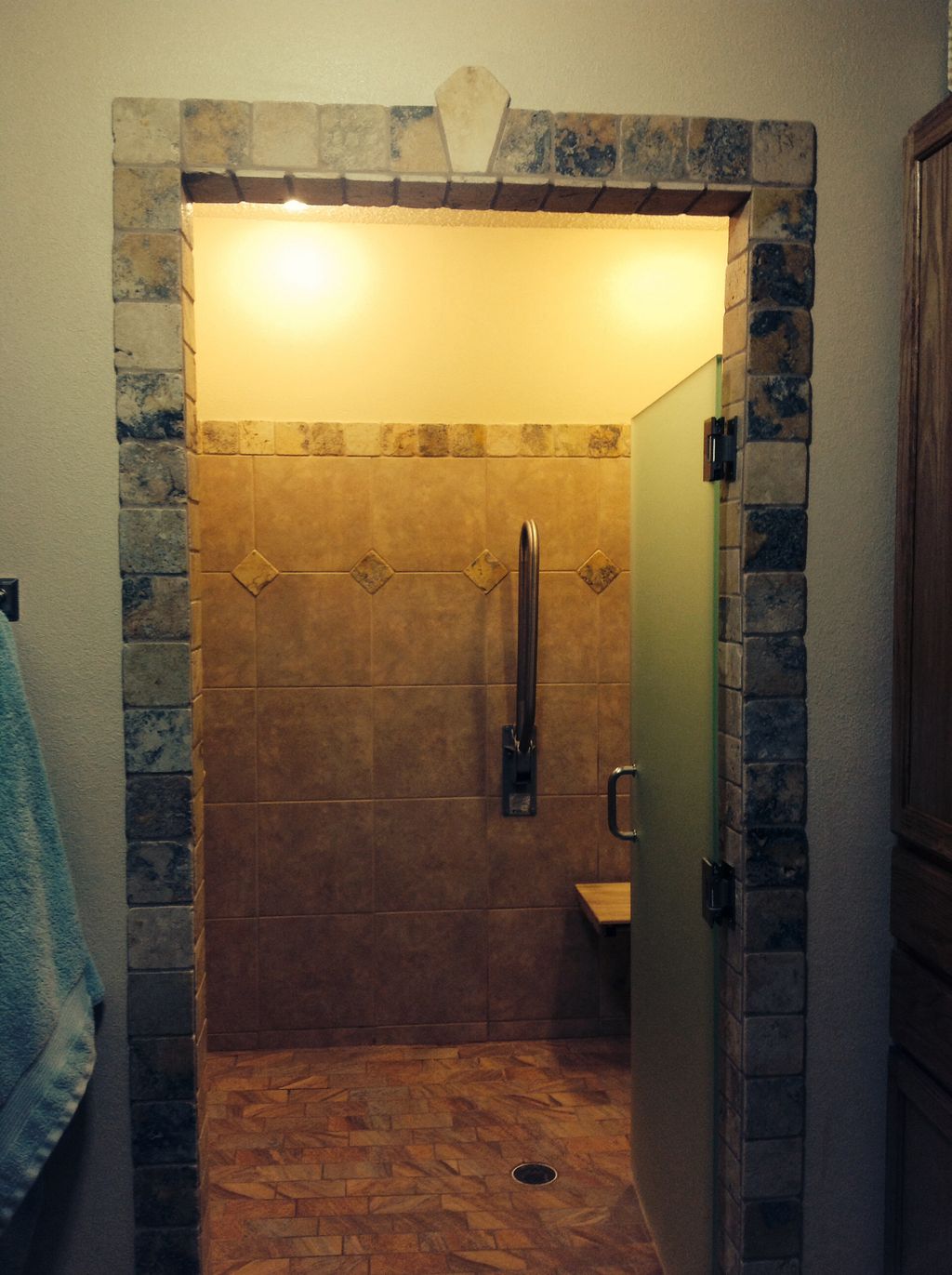 Roll-in 6x6 shower