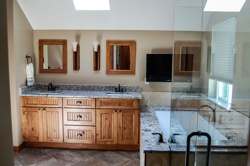 Bianco Antico Masterbath