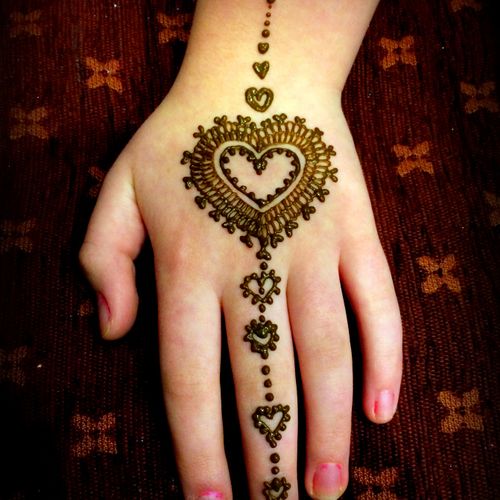 Henna Heart Design