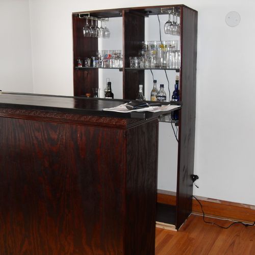 4x4 Cherry Bar w/6ft Oak with glass shelf and rece