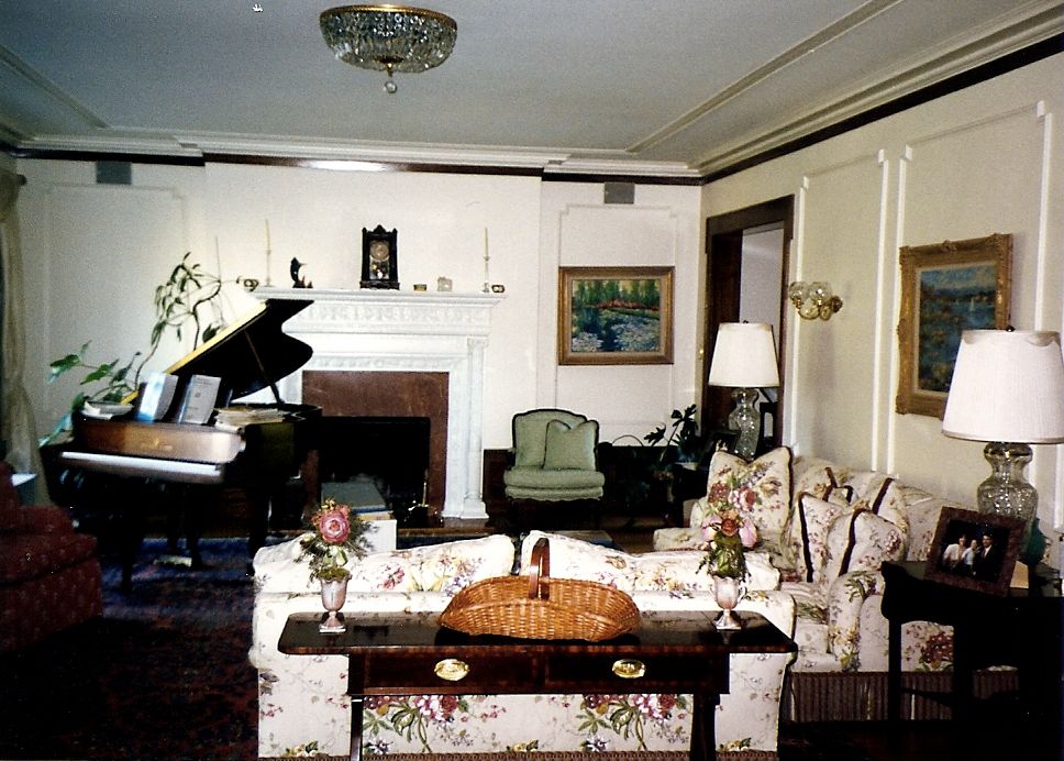 Custom trim work: walls,ceiling,crown,
Wall paper,