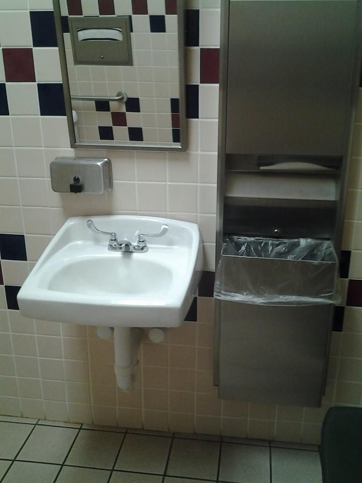 commercial bathroom clean