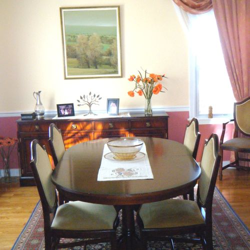 Formal Dining Room with an intimate flair - Organi