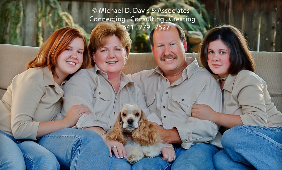 Family Portraiture. Traditional on location