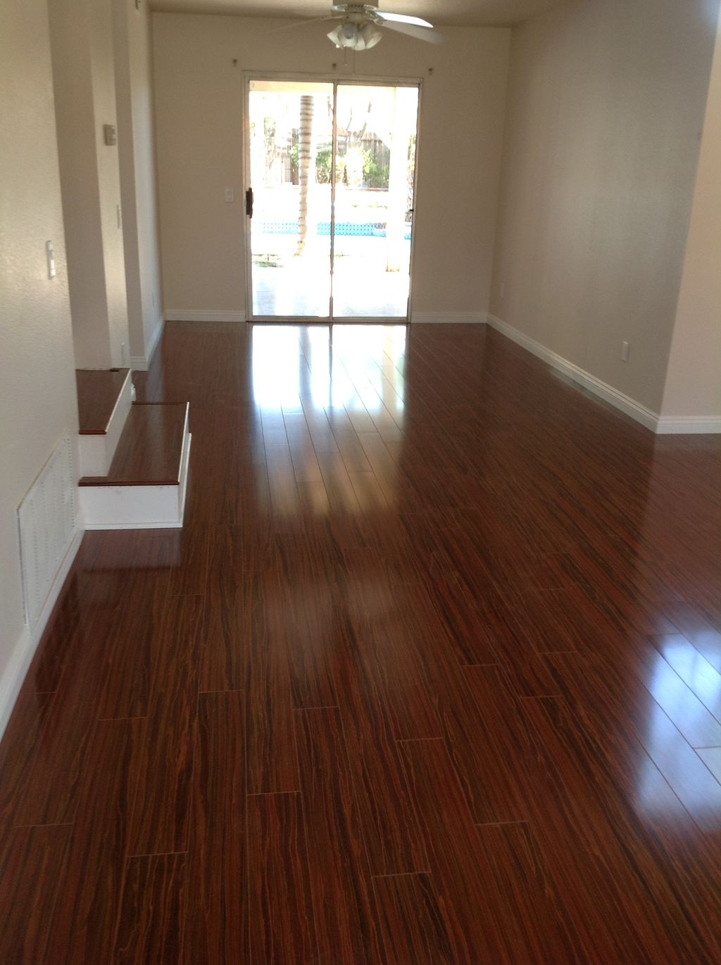 LAMINATE INSTALL
TEMECULA,CA