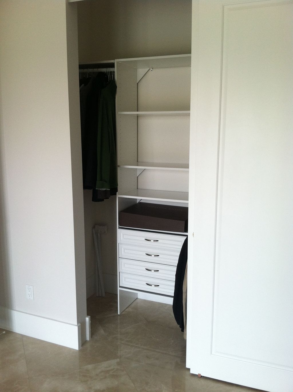 Closetmaid closet
