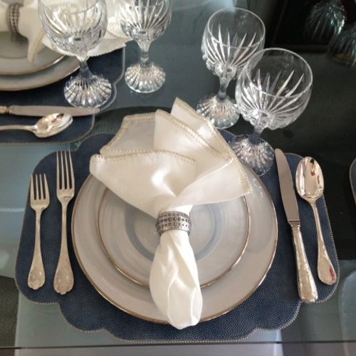Dinner party place setting design