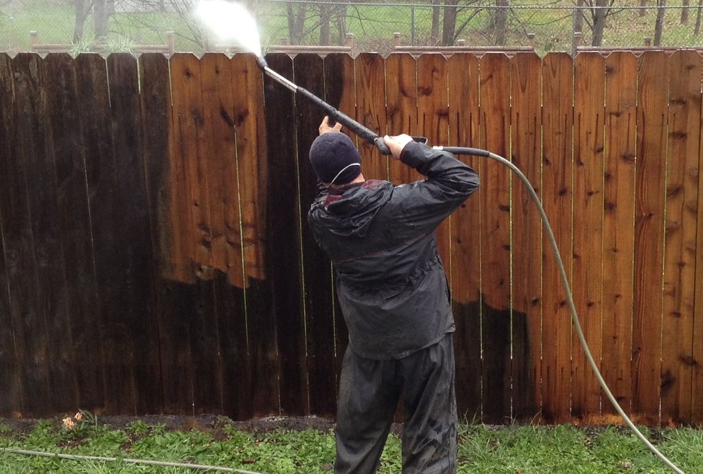 Fence cleaning in progress...what a difference!