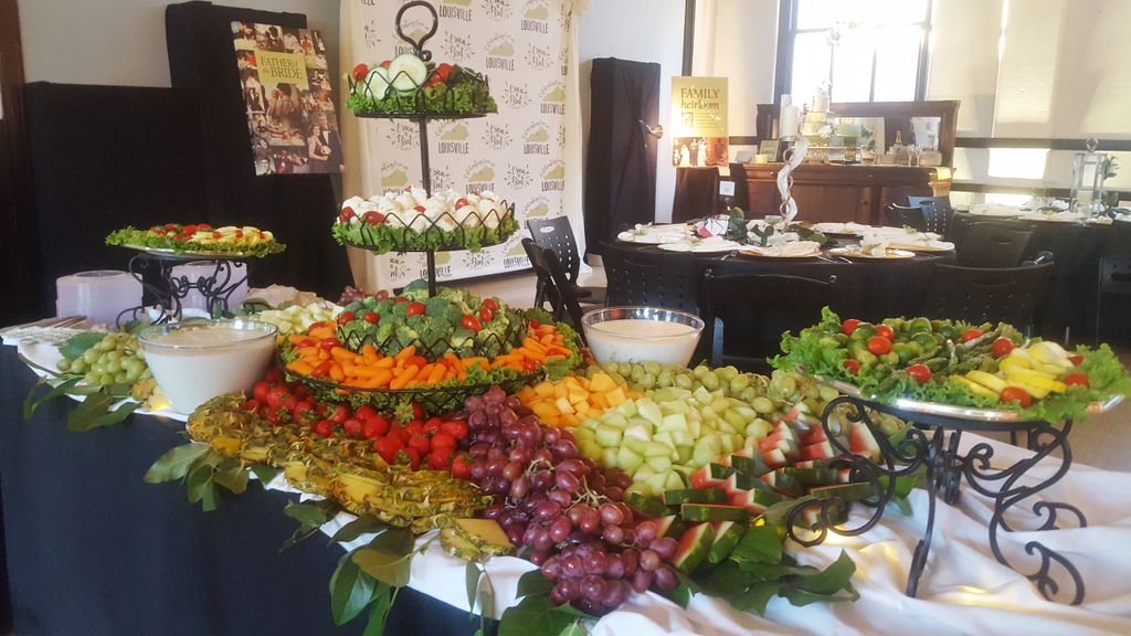 Seasonal Fresh Fruit & Vegetable Display