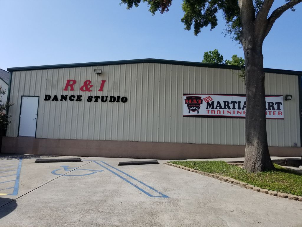 R & I Dance Studio. 