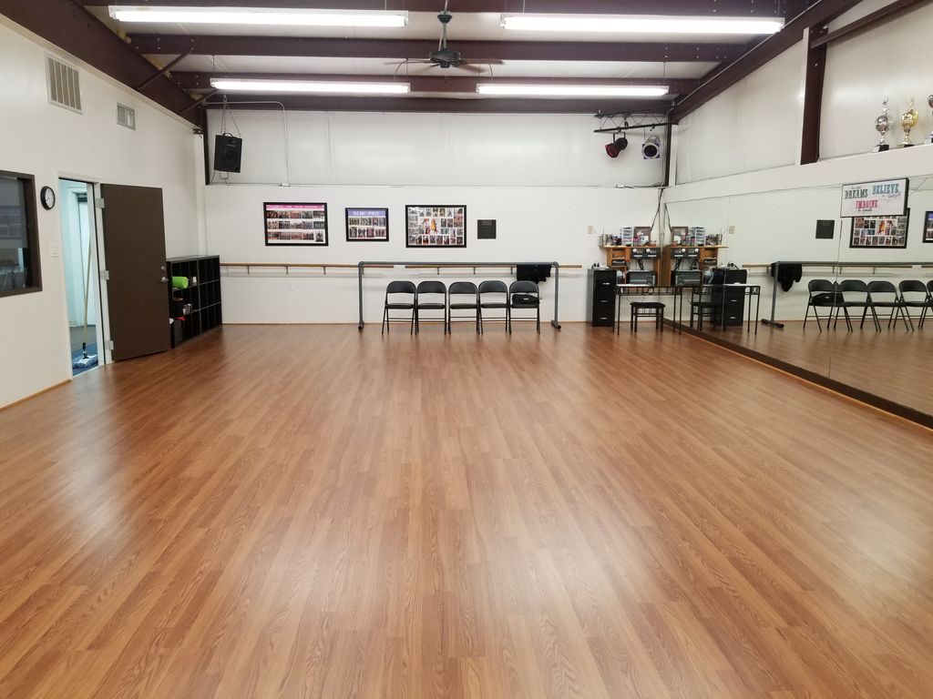 R & I Dance Studio 