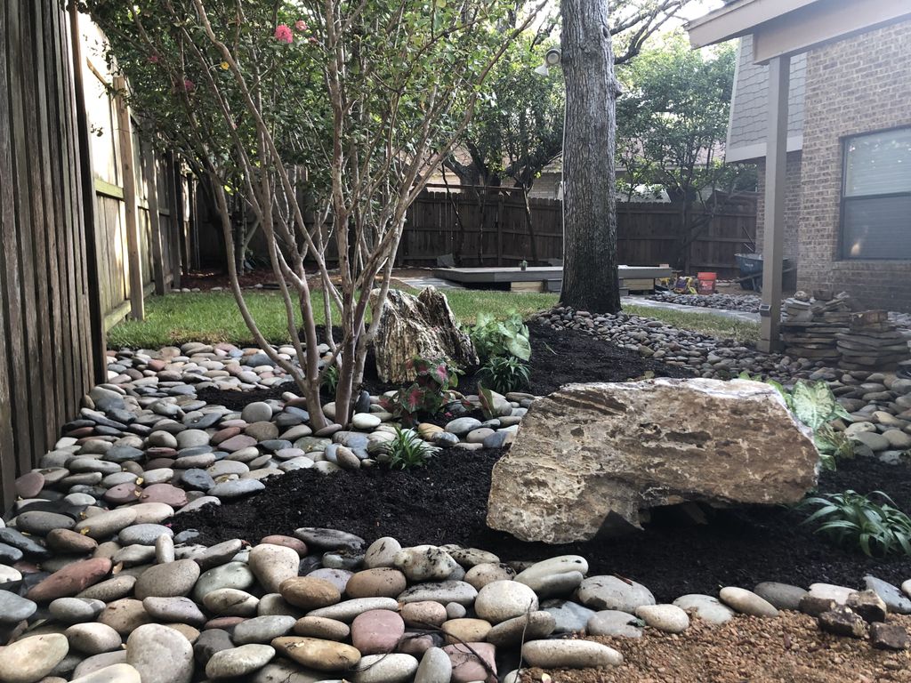 Nikki and Robs backyard after pictures.