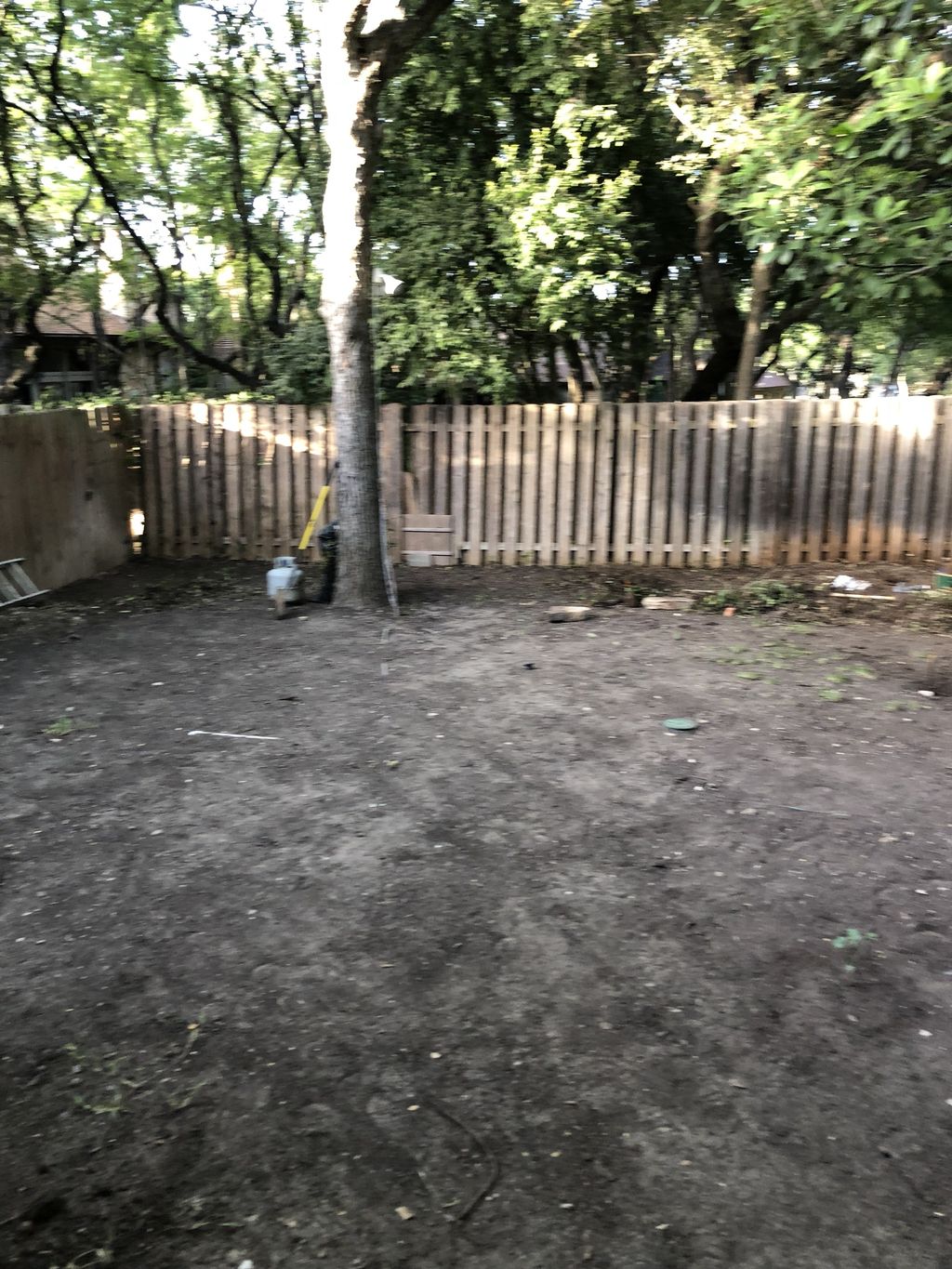 Nikki and Robs backyard before JGR Landscape proje