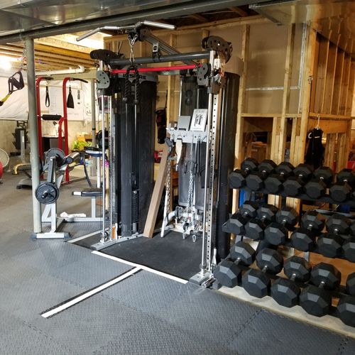 Cable machine and Dumbbells 5-100 