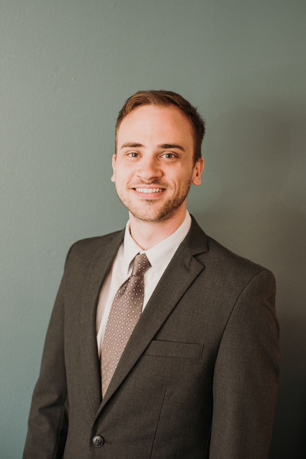 Brady Van Sloun, Paralegal