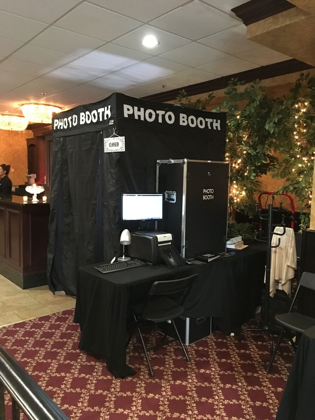 5x5 Enclosed Booth
