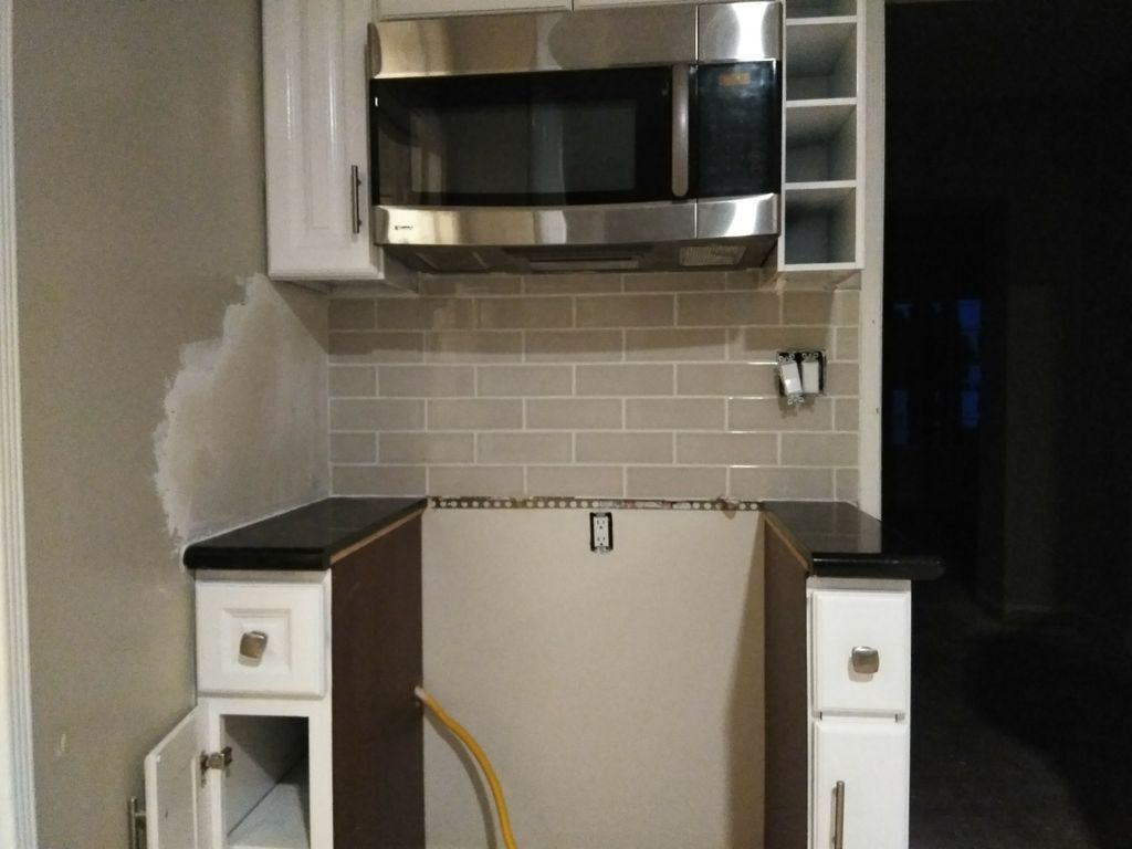 Backsplash Install