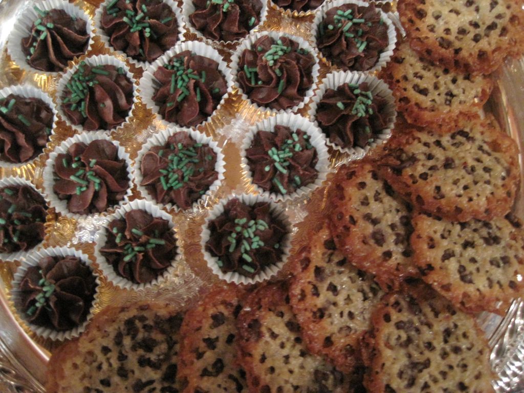 Unique Holiday Cookie Trays