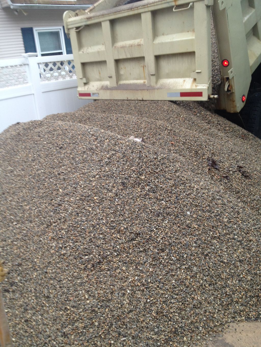 15 yards of pea stone