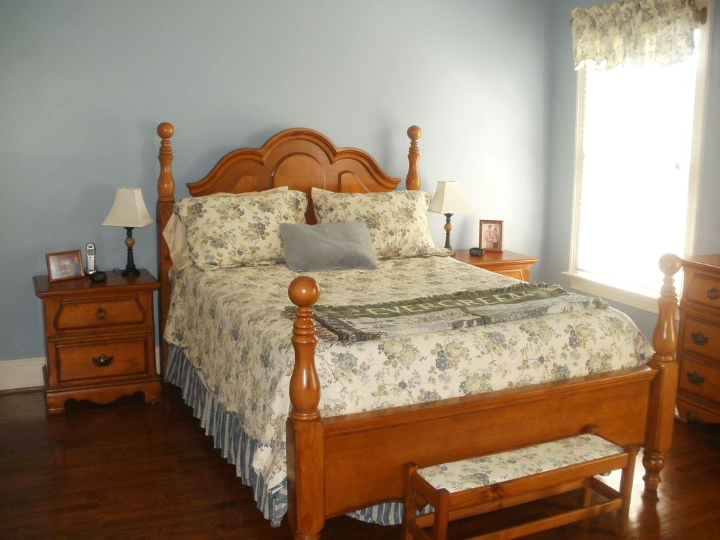 Clean bedding, dust free lamp shades, nightstands,