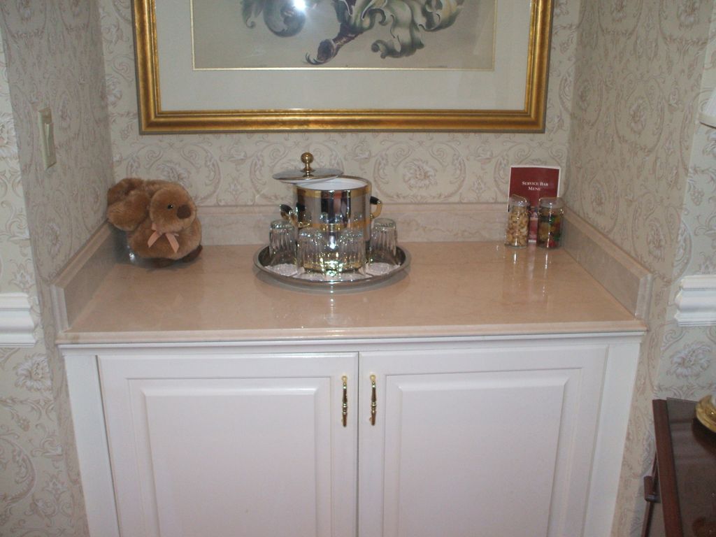 Marble countertops, Nemacolin Woodlands, Farmingto