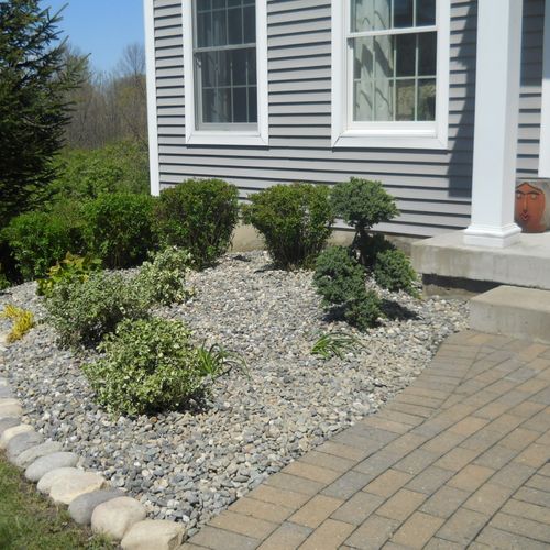 Landscaping Design and Mulch Delivery with Spreadi