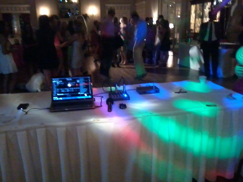 Kids dancing at 16th birthday party at Fox Chapel 