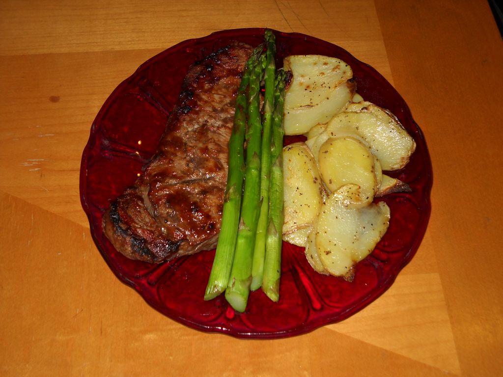 Lean Protein with Steamed Asparagus and Broiled Ga