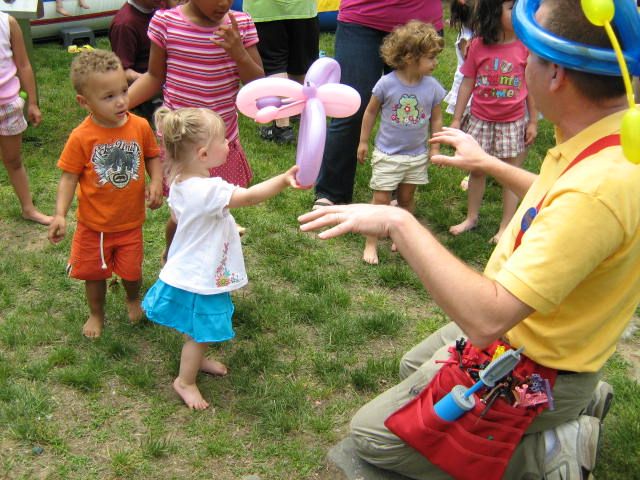 Balloon Twisting for any event