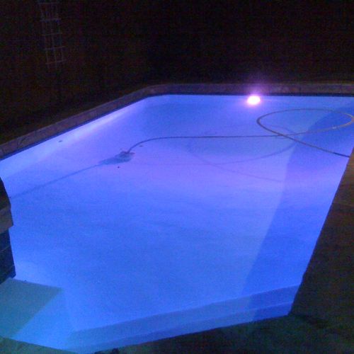 13 x 26 Custom Fiberglass pool--3 to 5 ft deep
Sto