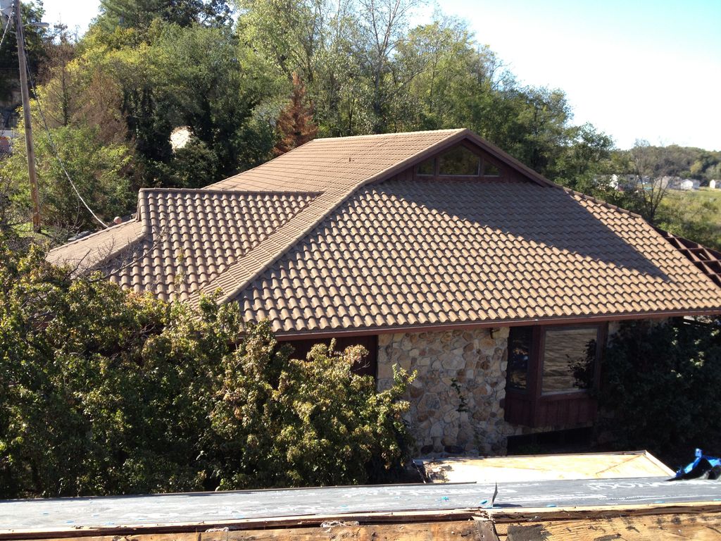 RG Roofing & Exteriors